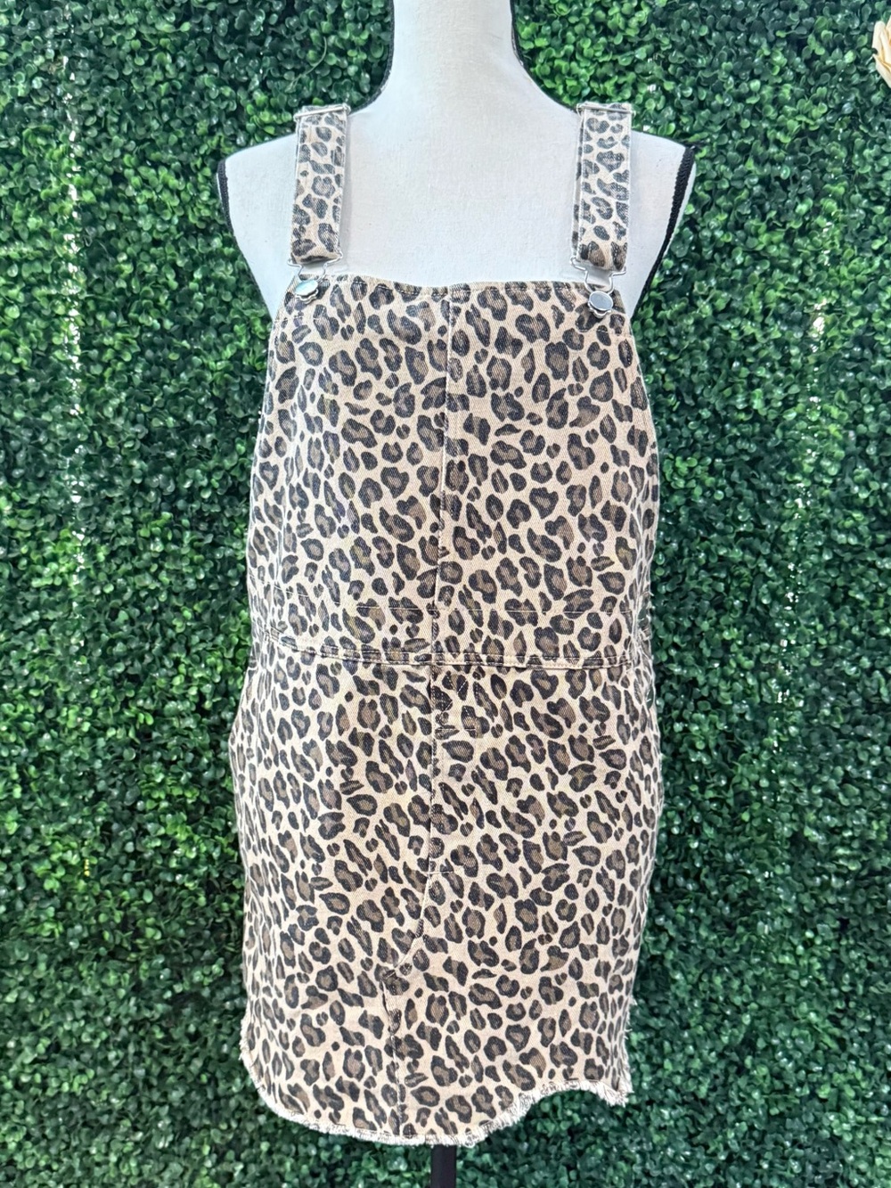 entro Leopard Print Pinafore Dress